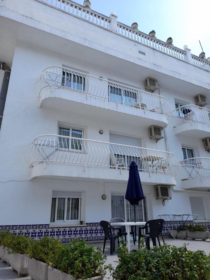 Apartamentos Las Americas - Blanes Beach Exterior photo