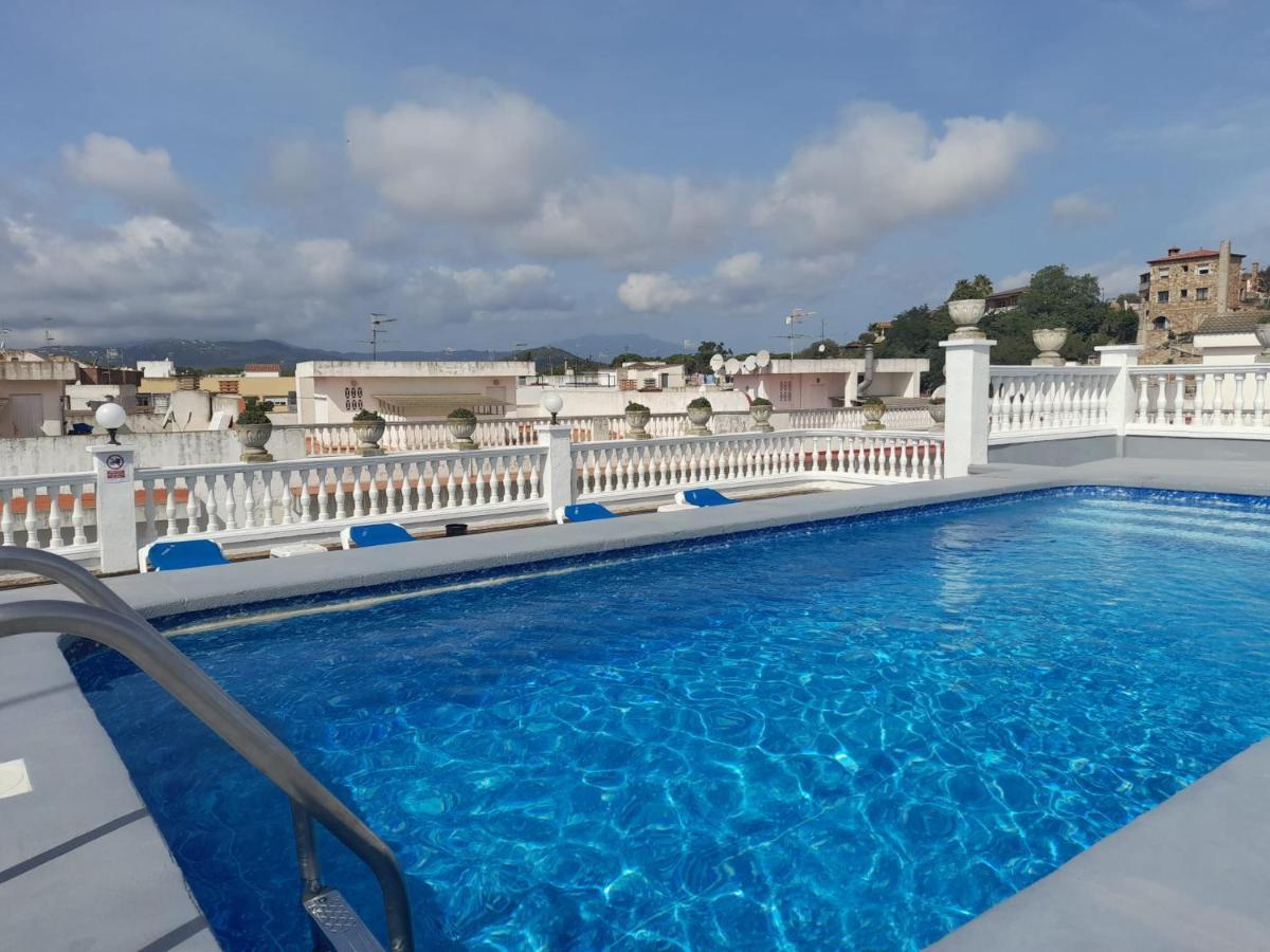 Apartamentos Las Americas - Blanes Beach Exterior photo