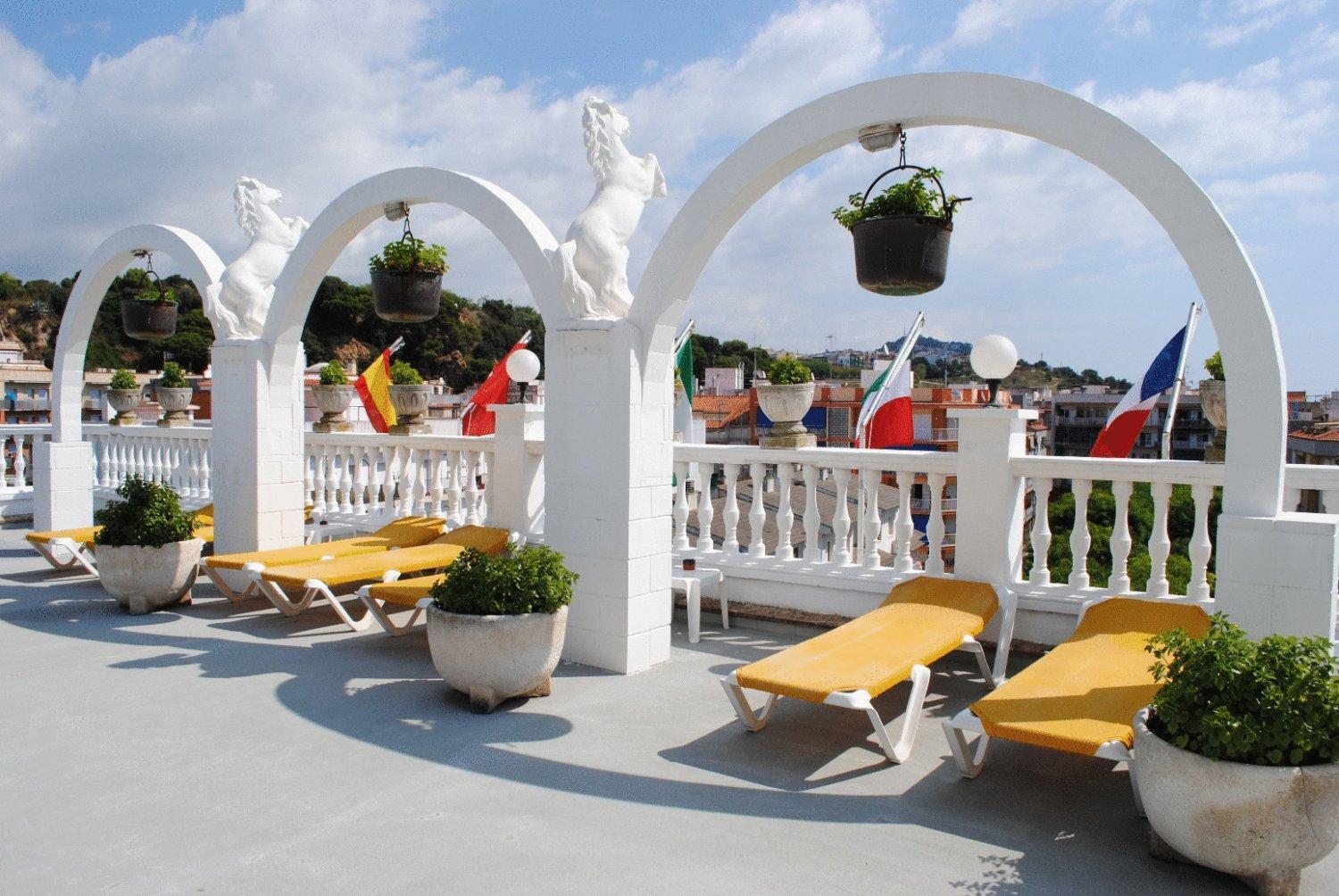 Apartamentos Las Americas - Blanes Beach Exterior photo